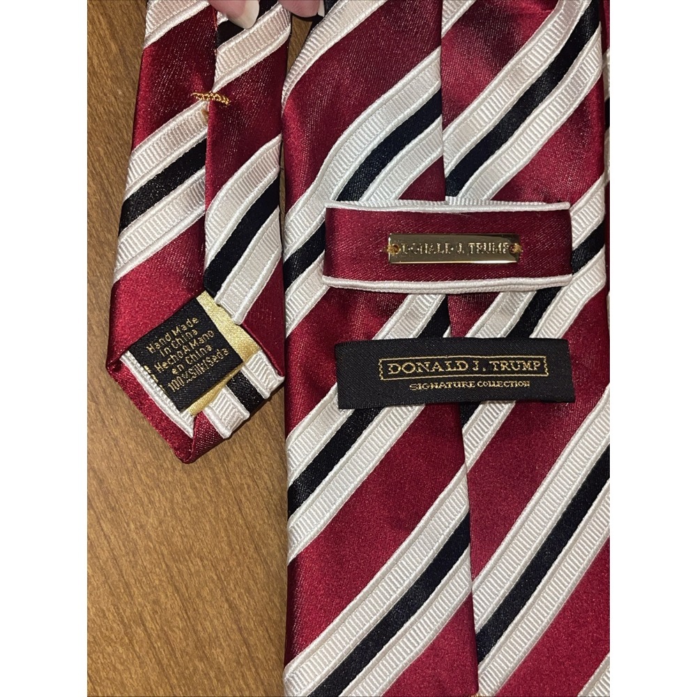 Donald J. Trump Neck Tie Men Red Stripes Signature Presidential Leader Powerful - Picture 5 of 5